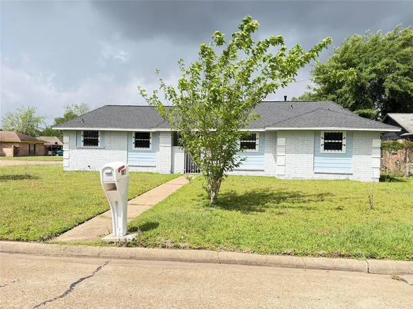 5503 Bertellis Ln, Houston, TX 77091