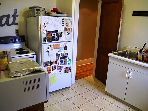 4th image of 1280 Raymond Ave APT 5
