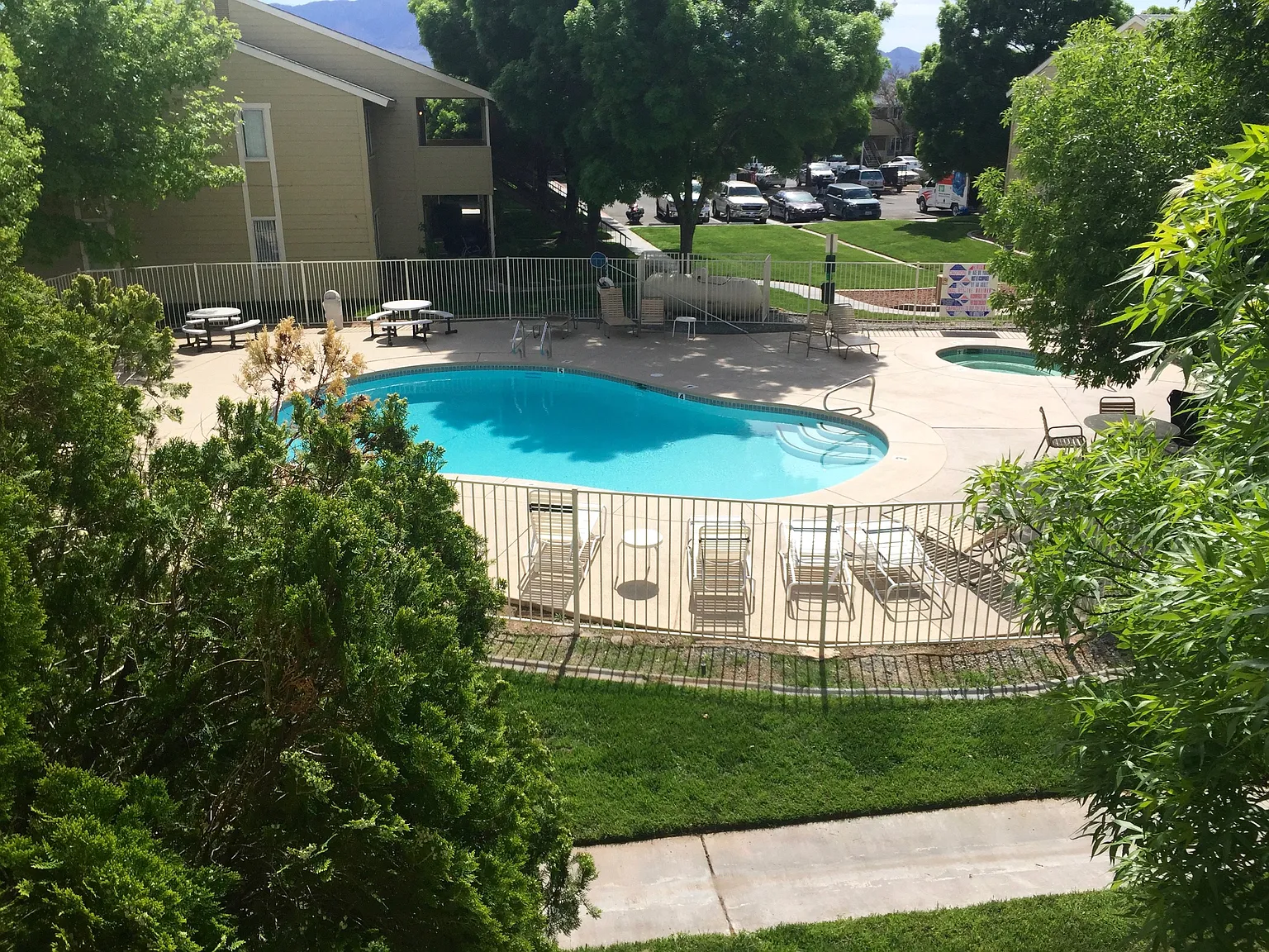Desert Shade Apartments — Photo 4