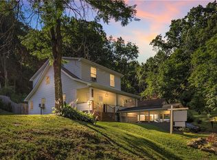 1206 Davidson St, Ellwood City, PA 16117