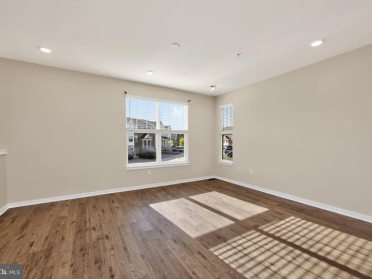 1876 Boulder Dr — Photo 18