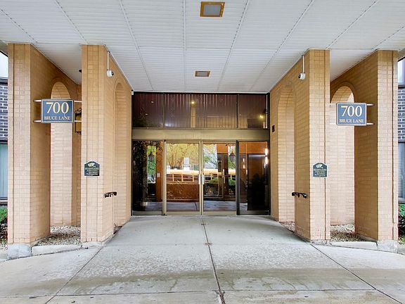 2nd image of 700 N Bruce Ln APT 312