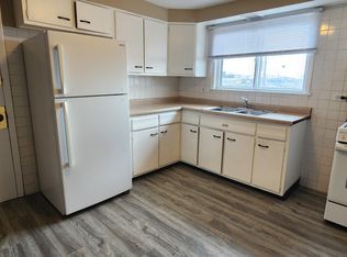 1469-1479 Meyer St, Elgin, IL 60123