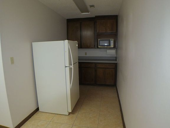 3rd image of 7100 Plantation Rd Ste 10