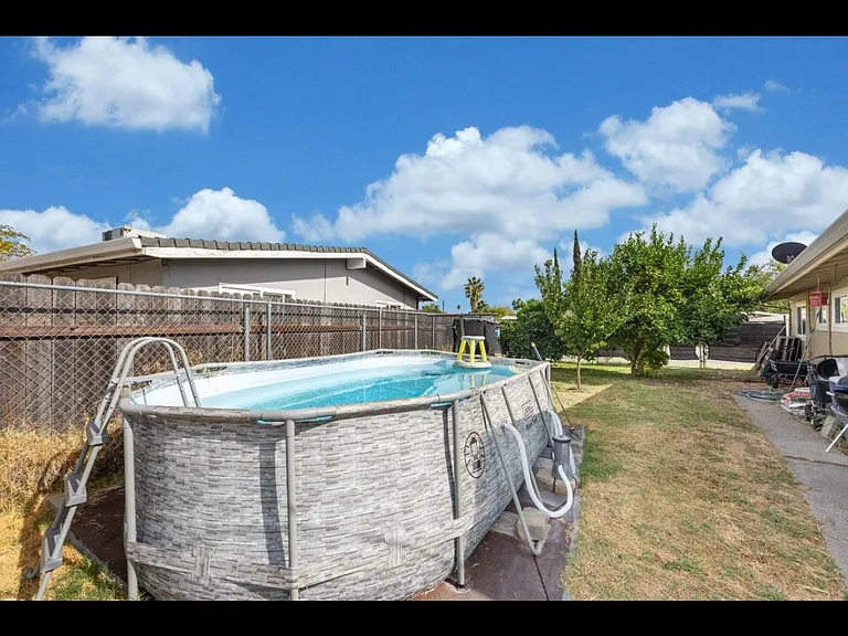 6500 Brock Dr — Photo 17