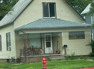 318 W 6th St APT 1, Fremont, NE 68025