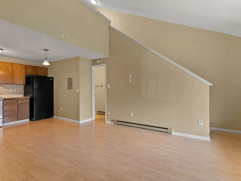 8612 N Mayfair St #6 — Photo 11