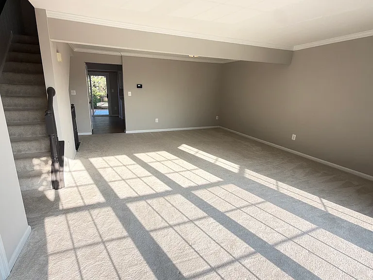 9253 Jessica Dr — Photo 9