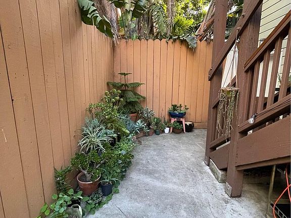 5th image of 1337 Natoma St APT 3