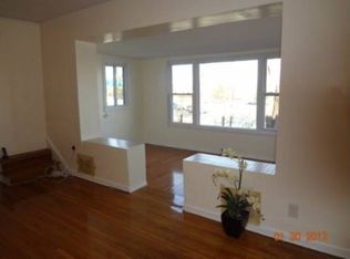 10639 Ditmars Blvd, East Elmhurst, NY 11369