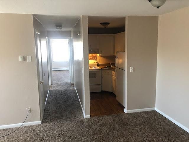1st image of 40 Cumberland Dr APT B10