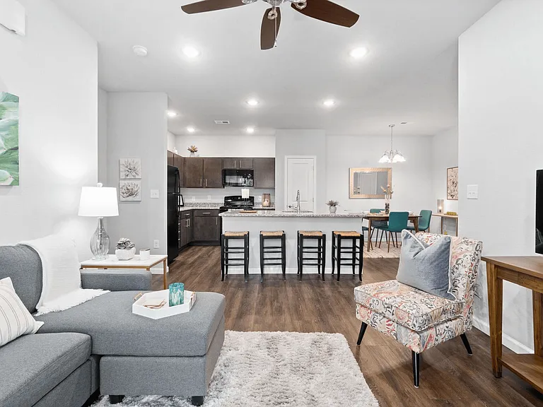 Highview Pointe — Photo 29