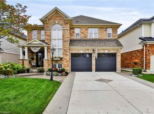 30 Waldie Cres, Brantford, ON N3T 0A5