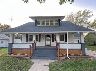 803 N C St, Fairfield, NE 68938