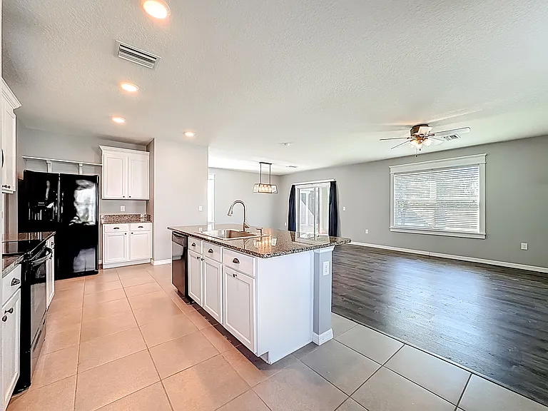 5202 San Palermo Dr — Photo 10
