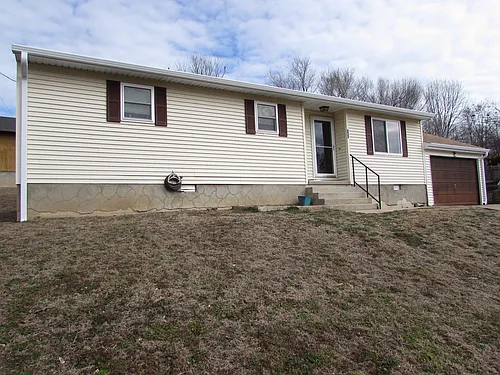 102 Red Bud Cir Photo 1