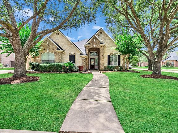 2nd image of 1211 Sterling Ct