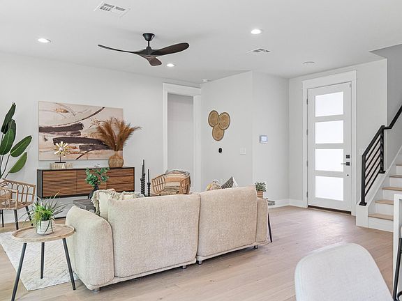 4th image of 6116 Friendswood Dr