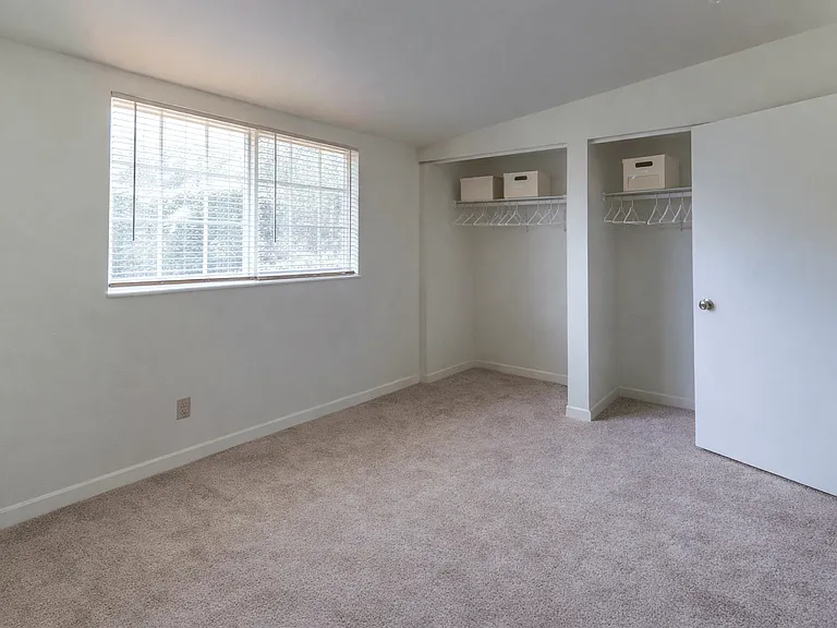 Arbor Pointe Townhomes — Photo 8