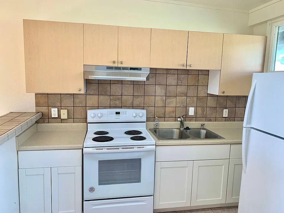471 Liholiho St #221