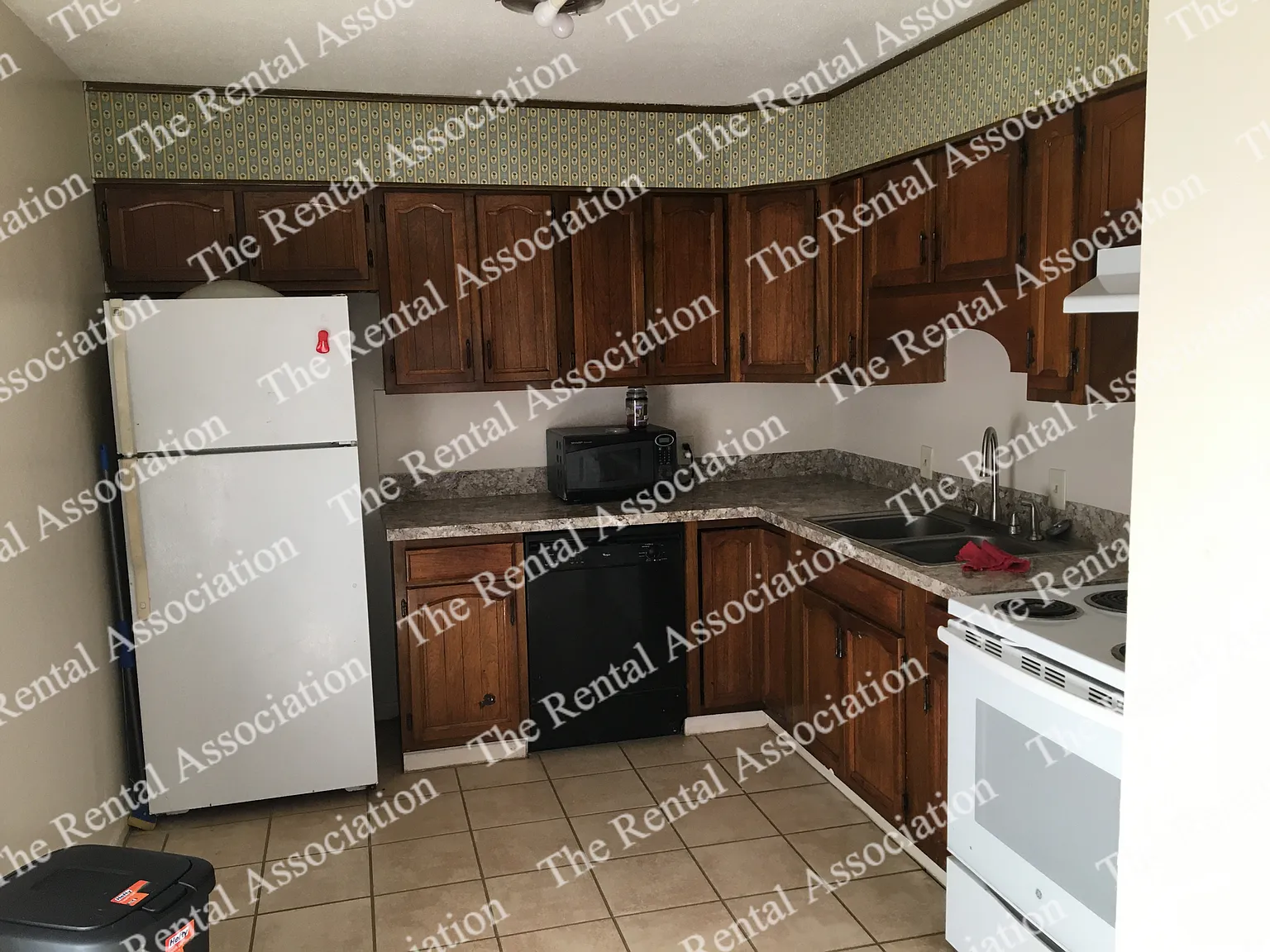 R- 3108 Zachry Avenue - 1 — Photo 2