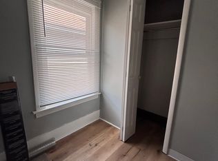 27 Coldbrook St NE, Grand Rapids, MI 49503
