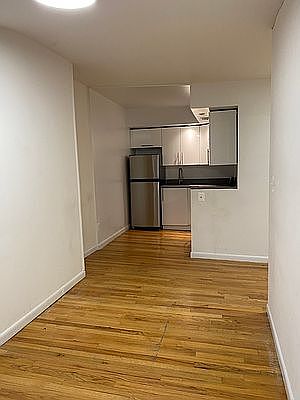 3rd image of 103 Atlantic Ave APT 4R