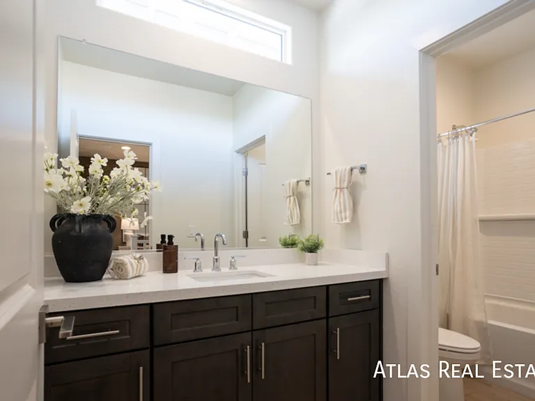 2355 N 79th Way — Photo 9