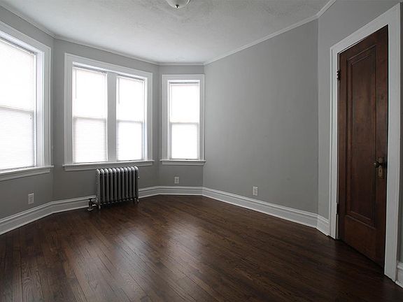 2nd image of 1230 N Austin Blvd APT 1A