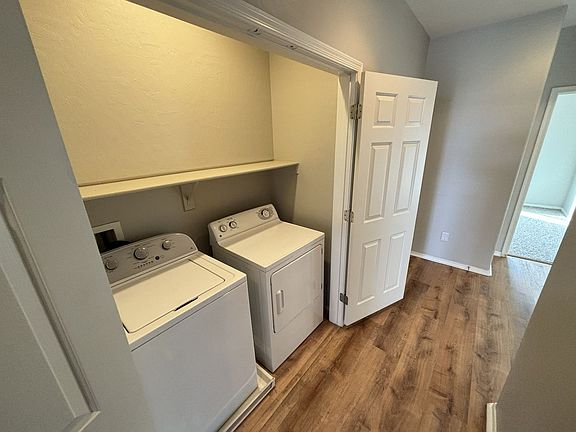 3rd image of 6868 Sky Pointe Dr Unit 2038