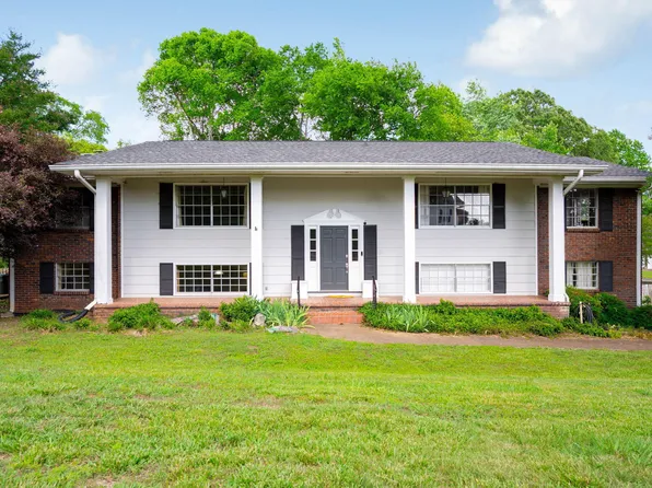 117 Rackham Rd, Hixson, TN 37343