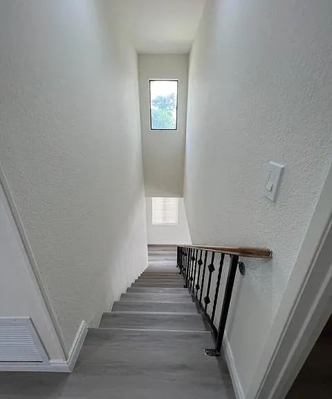 7893 Cerritos Ave — Photo 70