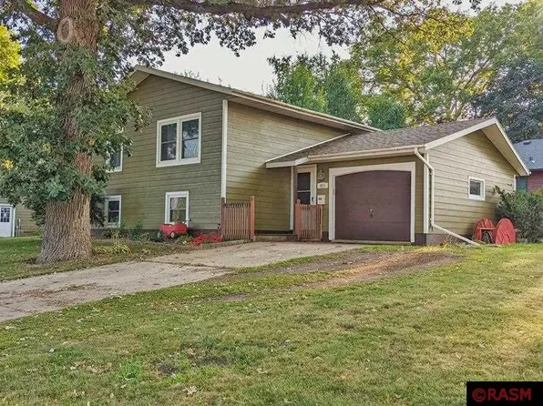 425 N Rice St, Blue Earth, MN 56013