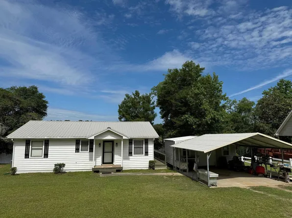 29502 Coaches Ln, Andalusia, AL 36421