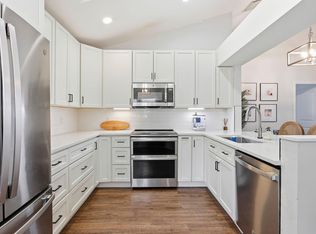 944 Dickens Place, West Palm Beach, FL 33411