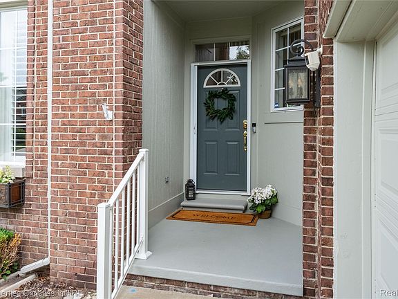 4th image of 44564 Aspen Ridge Dr