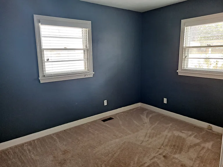 8204 Redwood Cir — Photo 5