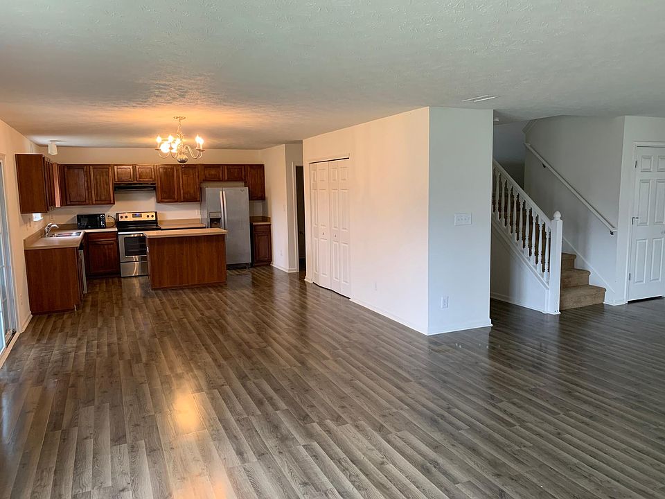 1st image of 2515 Liatris Dr