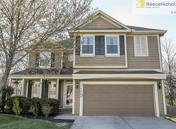 Shelly Williams Team: Sold!