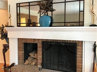 8530 Tanglewood Trl, Chagrin Falls, OH 44023