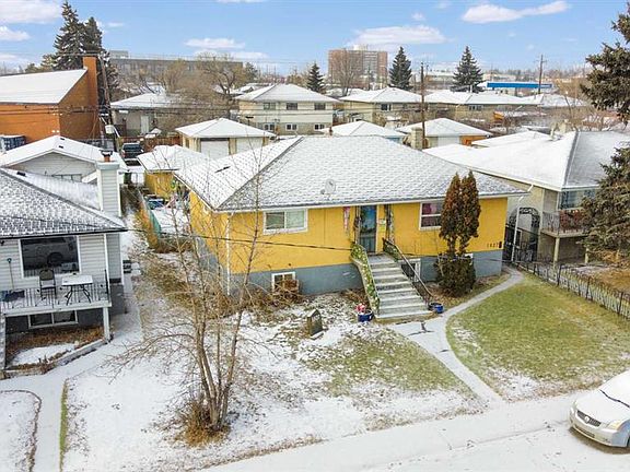 3rd image of 1827 39th St SE