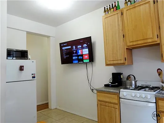 Rented by DSA Realty | media 53