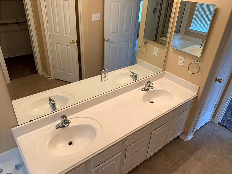 9119 Melody Park Ln — Photo 19