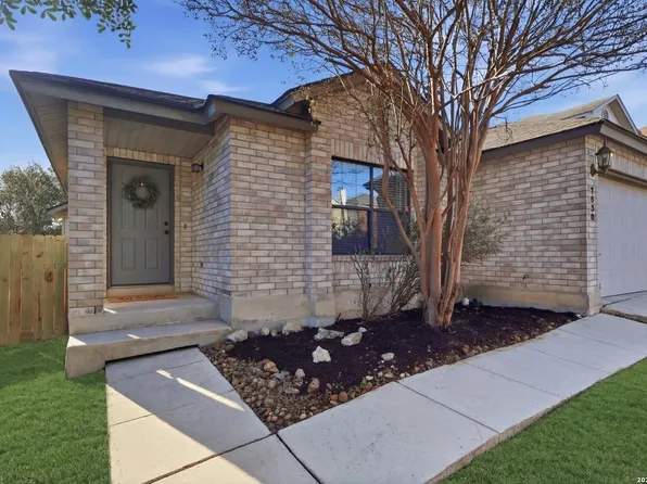 7030 Knights Hvn, San Antonio, TX 78233