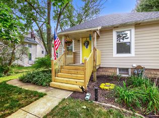 2S392 Harter Rd, Elburn, IL 60119