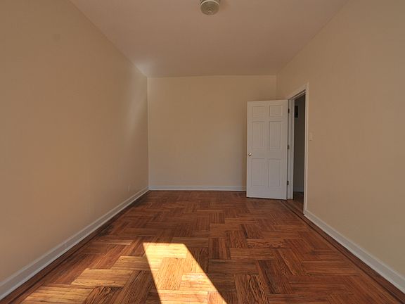 2nd image of 184 Clarkson Ave #Do2