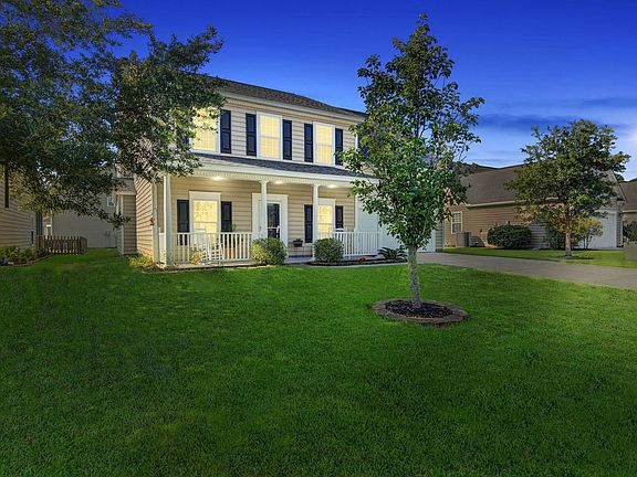 2nd image of 165 Carolinian Dr