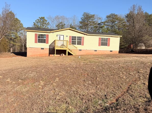 104 Carson Creek Dr