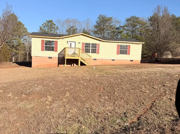 104 Carson Creek Dr, Piedmont, SC 29673