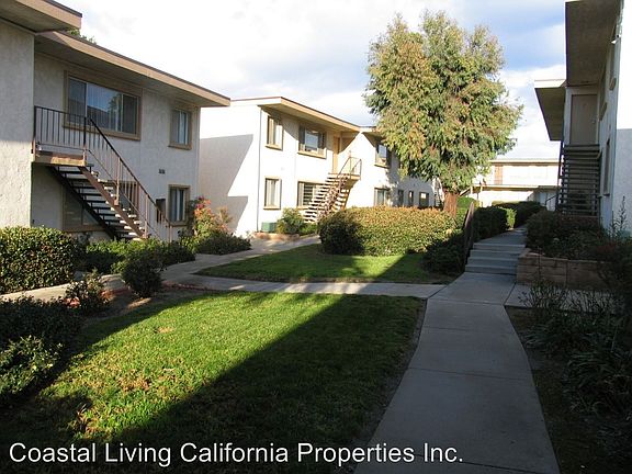 2nd image of 1675 Chapel Dr #6